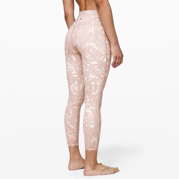 lululemon Wunder Under HighRise Tight 25 - Picture 10 of 10